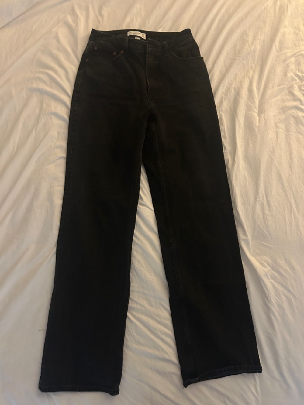 Abercrombie Curve Love High Rise 90s Relaxed Jean - 26 Long - No Fade Black